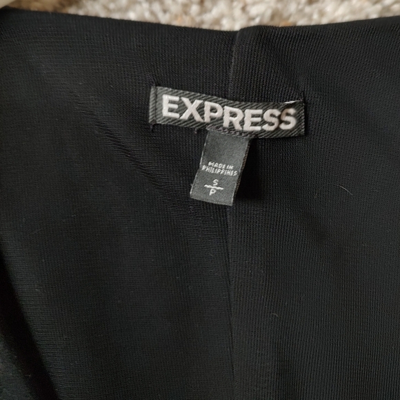 Express Deep V bodycon Grommet dress - Picture 3 of 4